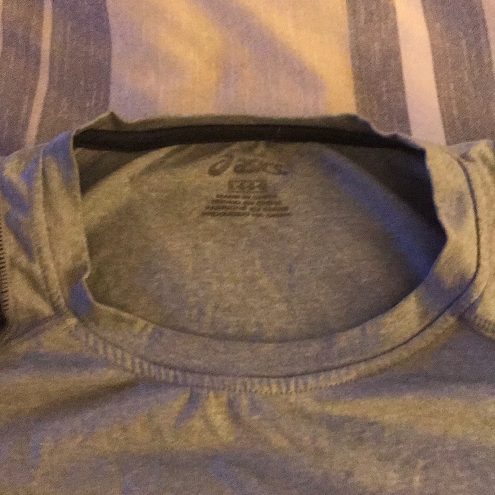 ASICS - Picture 2 of 3